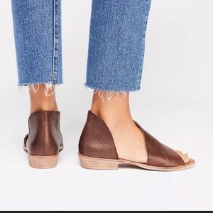 FREE PEOPLE MONT BLANC LEATHER SLIP ON SANDALS